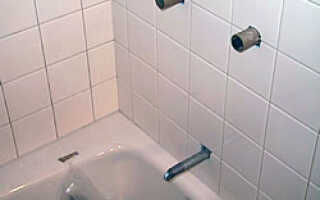 Клеим плитку вокруг ванной: пошаговая инструкция