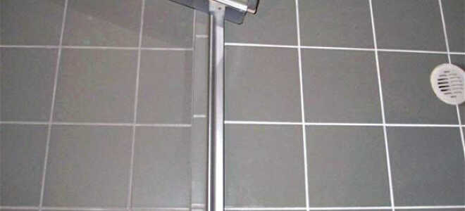 Как обновить швы между плиткой: очистка, покраска, удаление и замена затирки