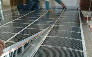 Установка инфракрасного пленочного пола под плитку: стоит ли так делать?