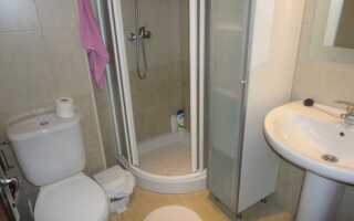 Как установить душевую кабину в маленькой ванной комнате