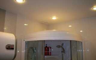 Натяжные потолки в ванной: плюсы и минусы технологии
