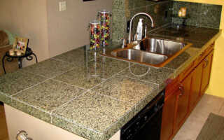 Самодельная столешница из керамогранитной плитки (14 фото)