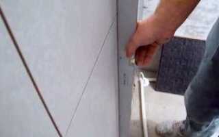 Скоростная укладка плитки на стены в ванной: 1,5 м² за 15 минут