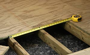 Фанера на полу