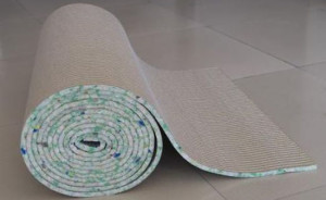 podlogka-pod-kovrolin