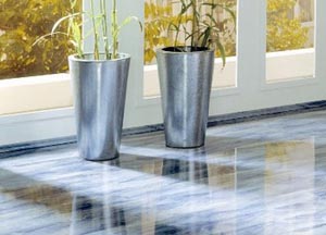 Вазы на ламинате