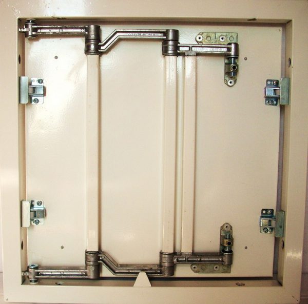 Сдвижная модель люка