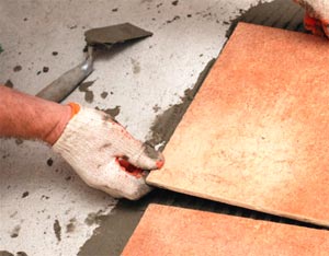 укладка плитки на пол