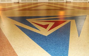 Пол в офисе