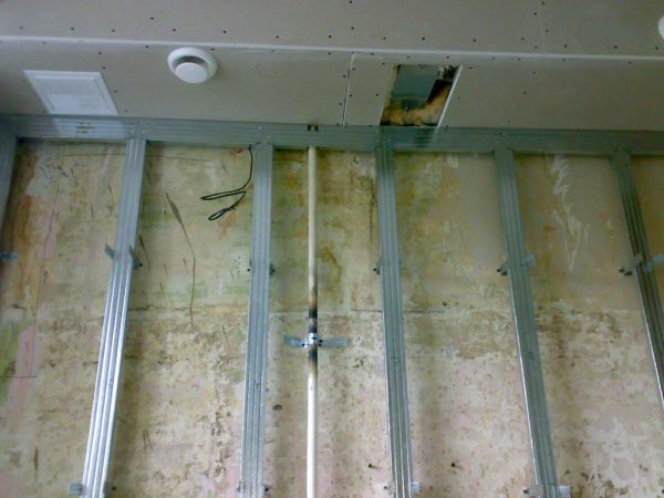 Каркас для фальш-стены 