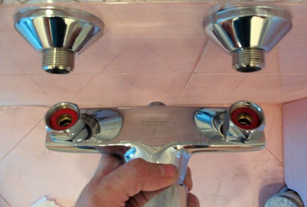 Установка смесителя