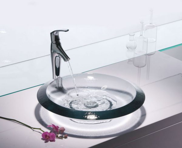 Раковина из стекла