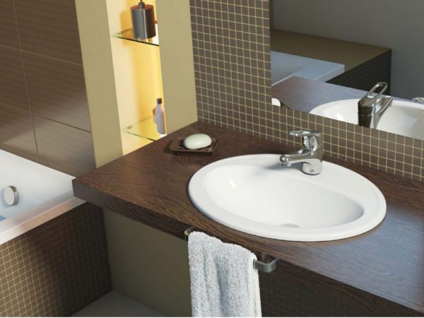 Раковина,встроенная в столешницу