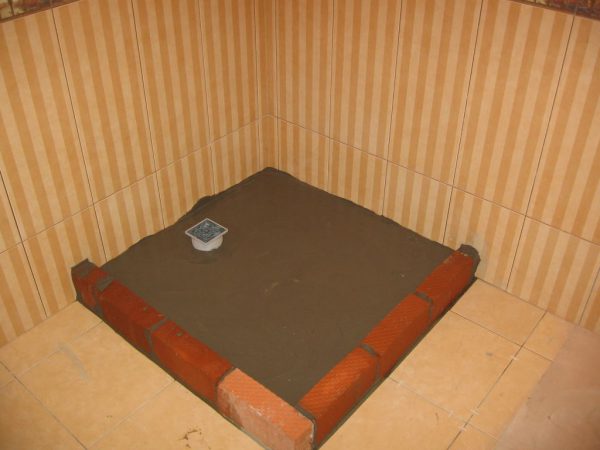 Кирпичный поддон 