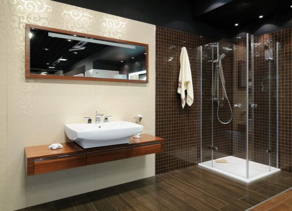 Открытая душевая кабинка 