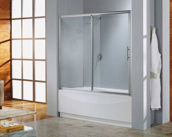 Ванна со шторками