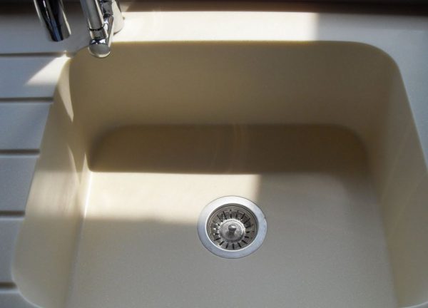 Раковина из композитного камня