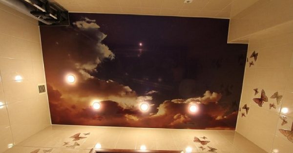 Привлекательный внешний вид потолка