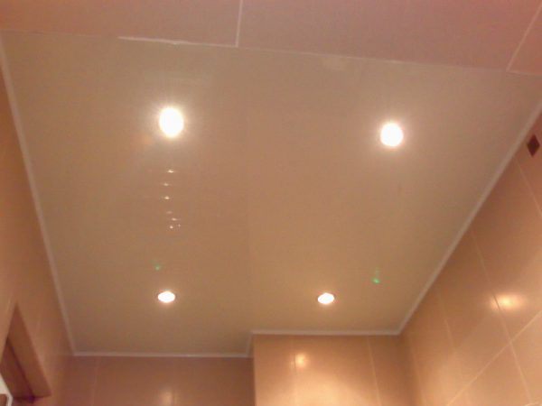 Гладкий потолок